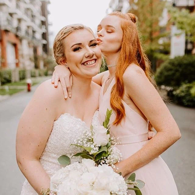 Can I have this dance @madisonsterk ??? ✨honestly can’t believe you’re MARRIED and a HOME OWNER when just 2 seconds ago we were 5 years old😰 I’m so proud of everything you’ve done for yourself and the person you’ve grow