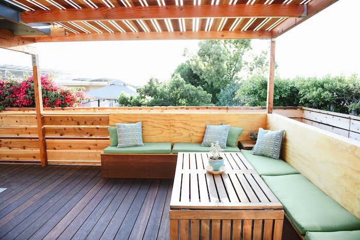 How To Choose Outdoor Furniture Deep, Low Maintenance Outdoor Furniture