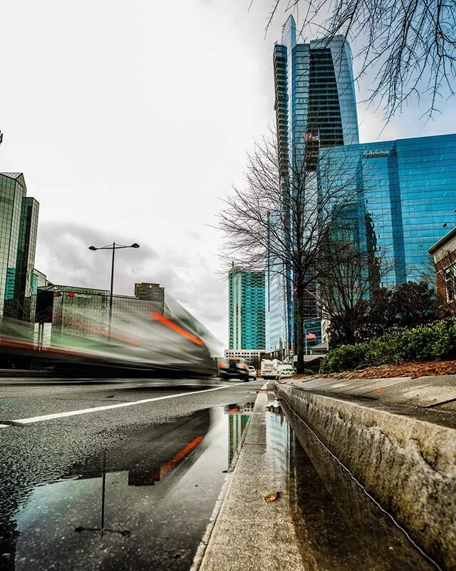 trip to Lenox and a break in the rain.
.
. 
#architecture #architecturephotography #atlantasnaps #weloveatl  #cloudy #rainyday #photographylife #photooftheday #sonyalpha #sonya7iii #winter #discoveratlanta #atlantaga #streetphotography #citylights #c