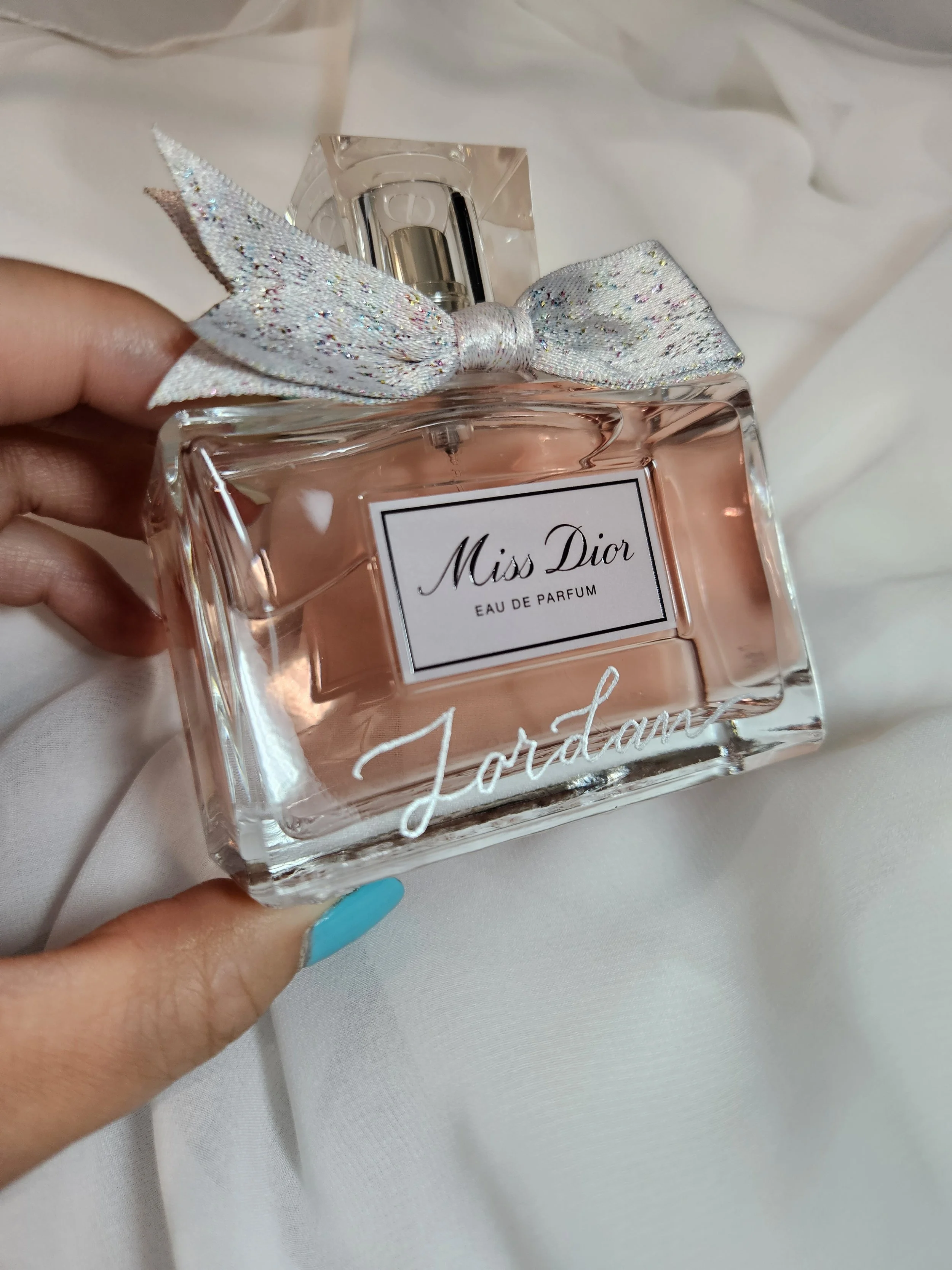 Fragrance Hand Engraving Calligraphy