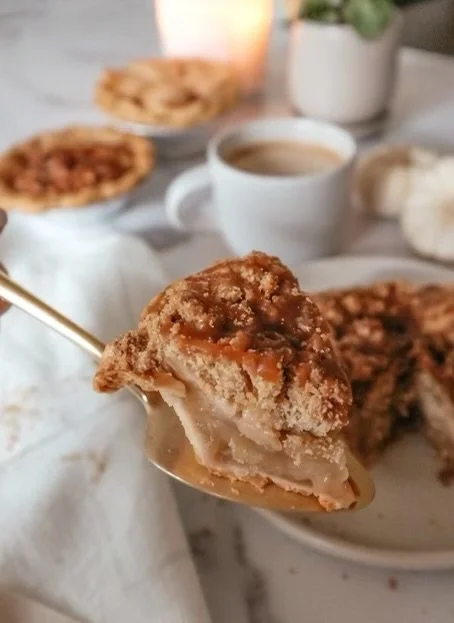 9'' Salted Caramel Apple Pie