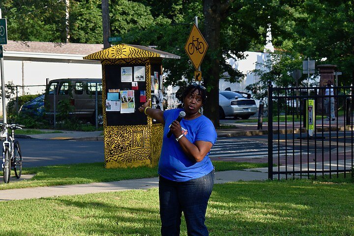 Doreen with Kiosk (NHI credit).jpg