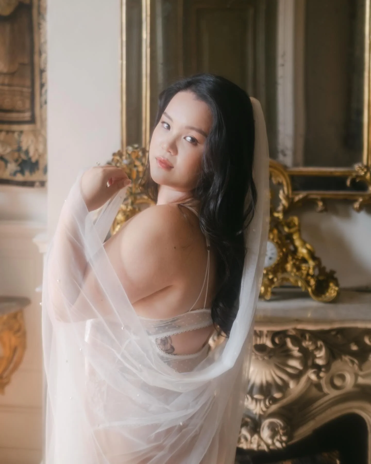 Know her why: &ldquo;Natalia made the session feel as though it was one of my girlfriends behind the camera. Any nerves I had beforehand, disappeared. I never felt judged. I wanted to do a bridal shoot as a gift my future husband - something that was