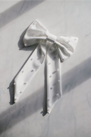 The Nought's & Crosses Pearl Designer Hair Bow – The Girls @ Los Altos
