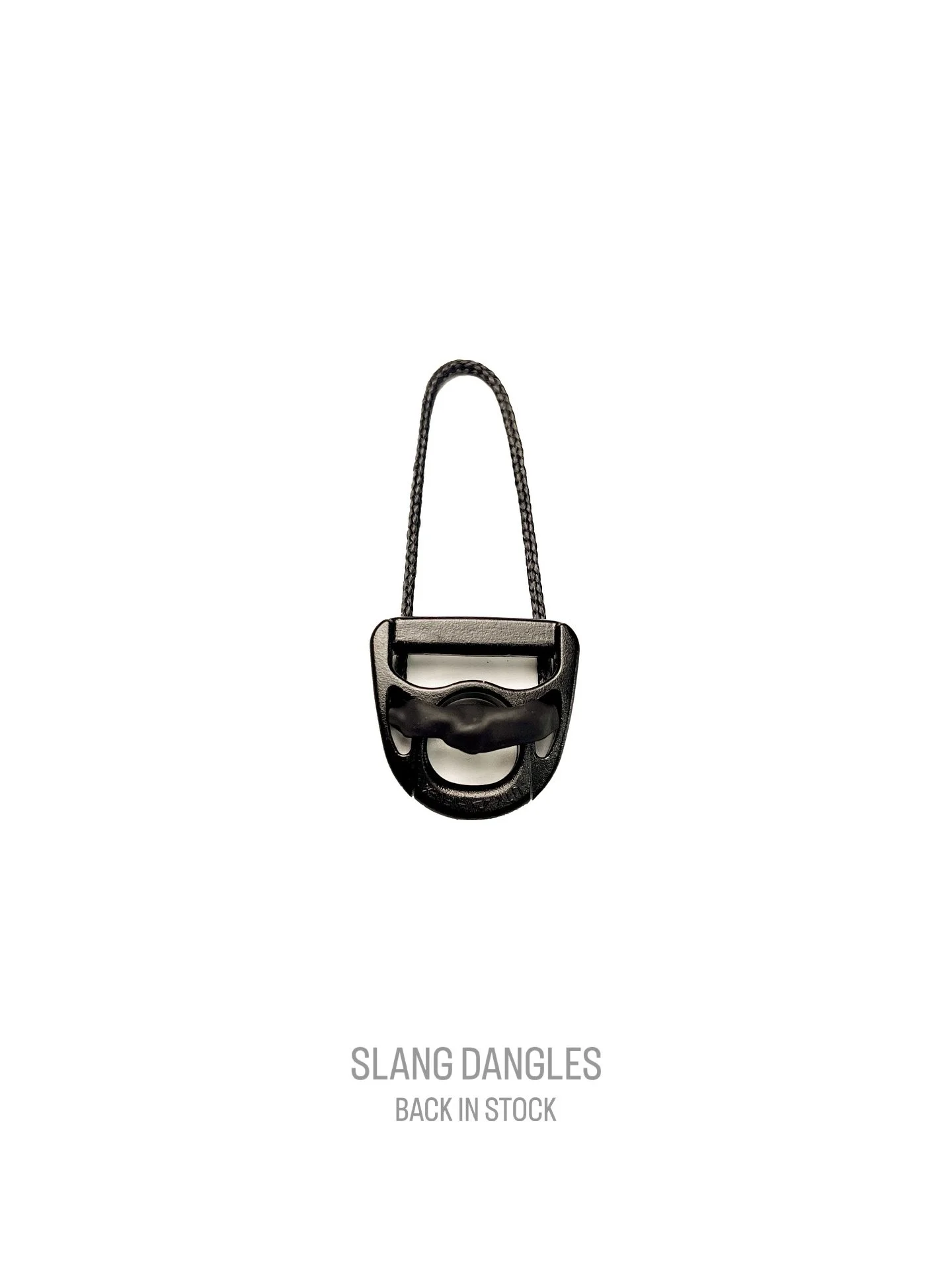 Shorter, sleeker rail mount package for the renowned Brave Castle SLANG.
&bull; Heat &amp; abrasion-resistant Kevlar cordage.
&bull; More travel for adjustment, thinner cord, cleaner look.
&bull; My new favorite way to mount a SLANG.

Bonus: Prefer t