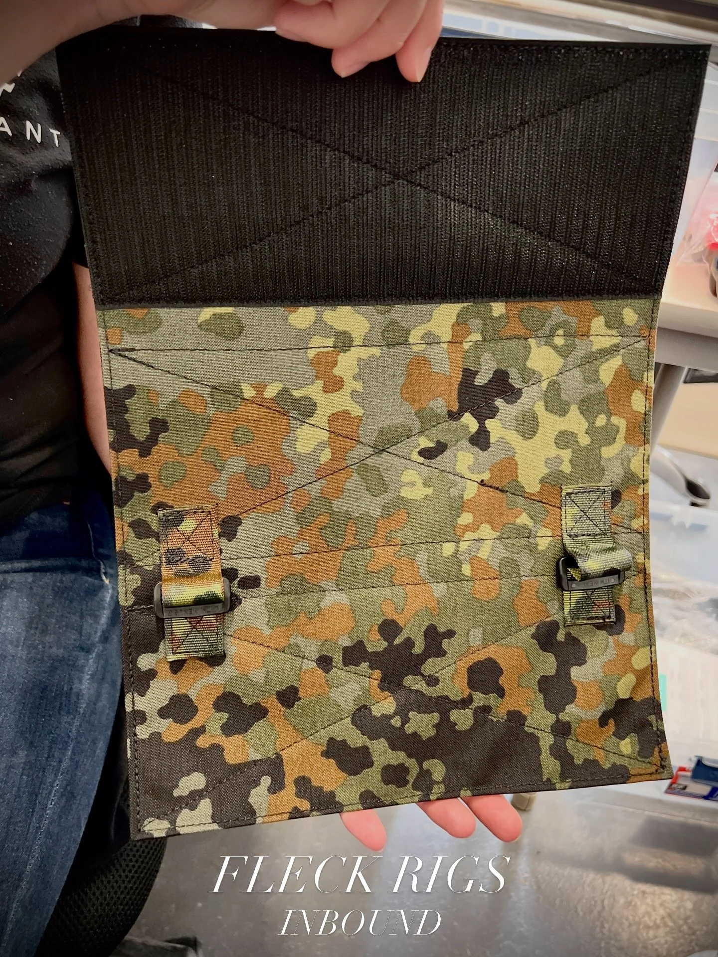 Somethings can be overplayed, beat to death, trite. Flecktarn is resistant to these pitfalls. You didn&rsquo;t ask, but I&rsquo;m telling ya anyway. I&rsquo;m a sucker for Fleck and I&rsquo;m not ashamed to say it. Its classic fall look holds strong 