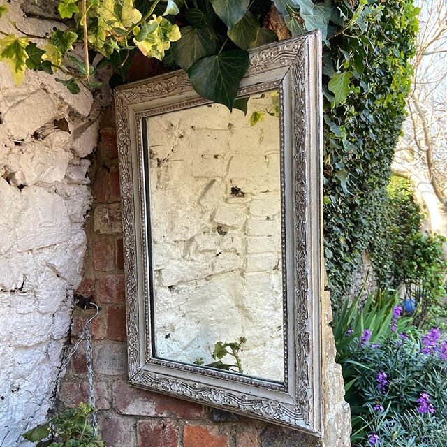 Why not try a little bit of inside living outside!
Using a mirror to add a cosy living room feel to your garden, works a treat. Take a look at the mirrors available on our website www.chateauvalendeinteriors.com . #stayhome#staysafe#loveyourgarden#lo