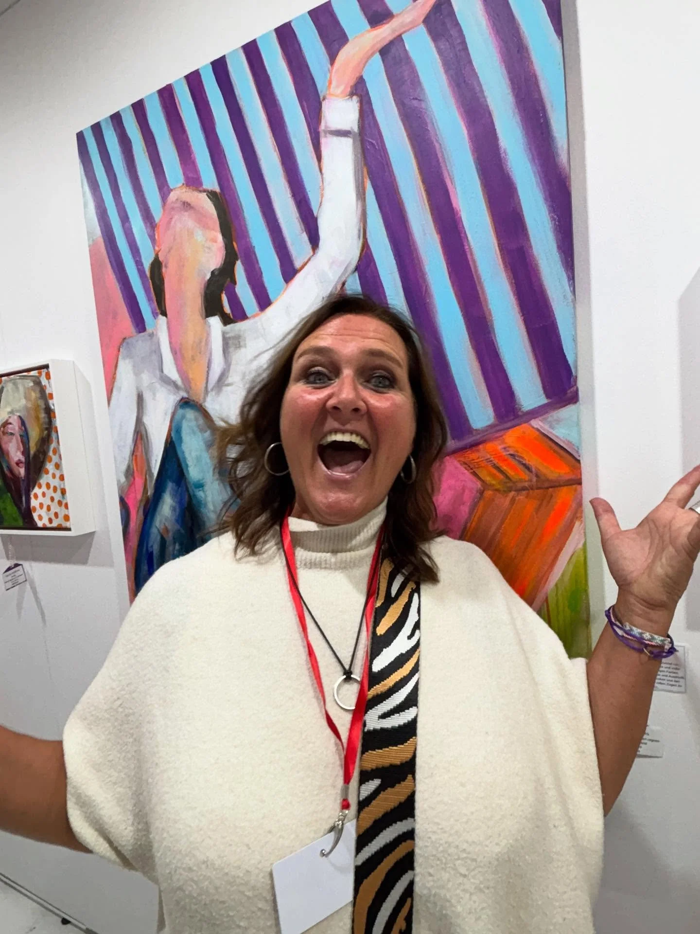 What a great @artmuc.kunstmesse this weekend!!! 
Danke an meine wunderbaren Standnachbarn, an die K&auml;ufer und Interessierten an meiner Kunst und f&uuml;r die wunderbaren Gespr&auml;che! Und mein Lenchen hat mich auch besucht💕❤️🥰

#artmuc #kunst