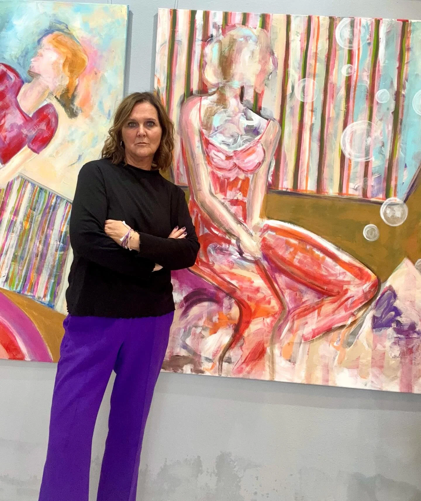 These paintings are not just images to me &mdash; they are stories I needed to tell.
The heads, women, and figures that appear on the outside are fragments of emotions, memories, and thoughts I process through painting.

Art became my way of understa