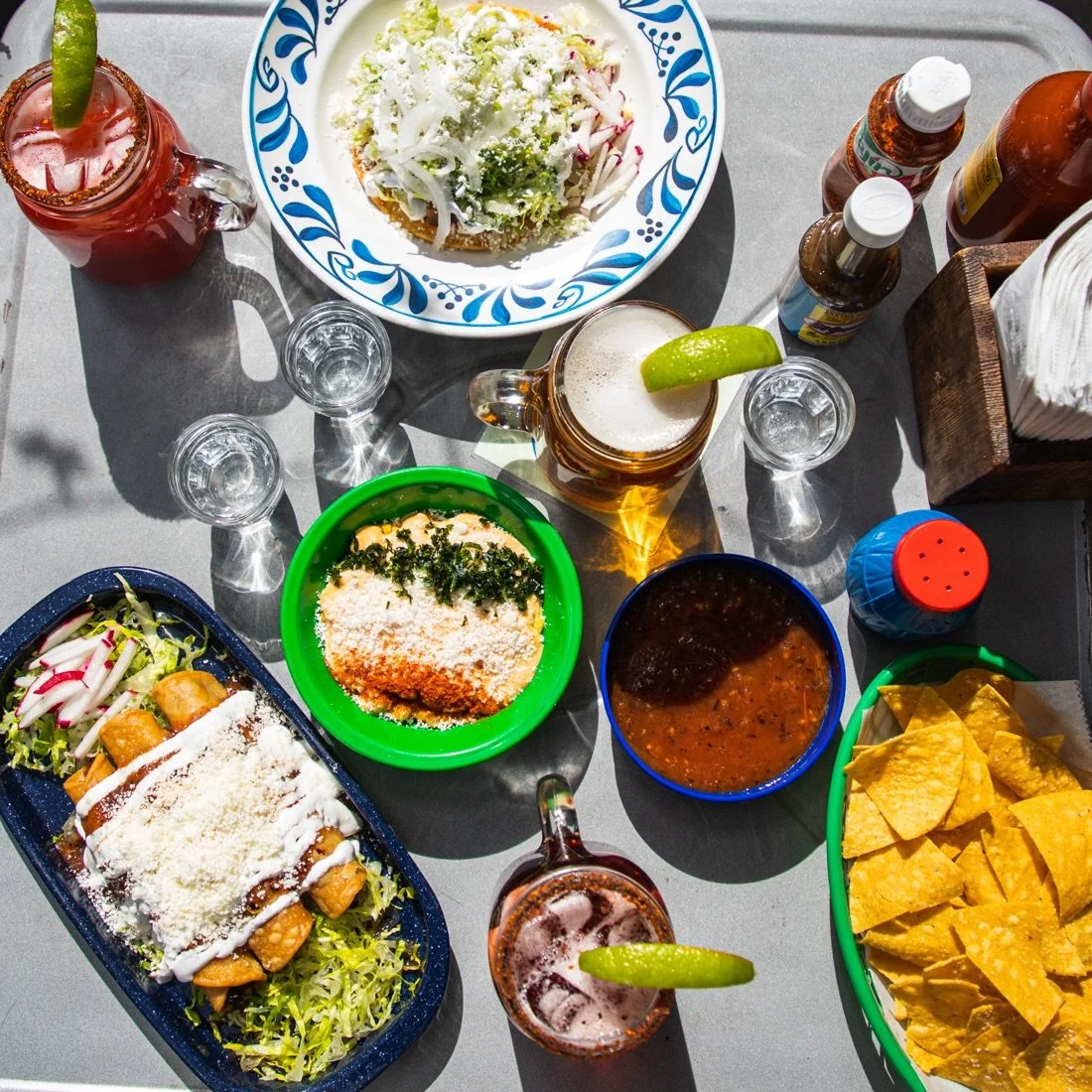 Happy first day of spring in NYC ☀️

Tacos on the table, margaritas going around, outdoor seating open, and good energy all day.
Upper West Side plans start here.

Who are you bringing?

#ElMitote #UpperWestSideNYC #NYCRestaurants