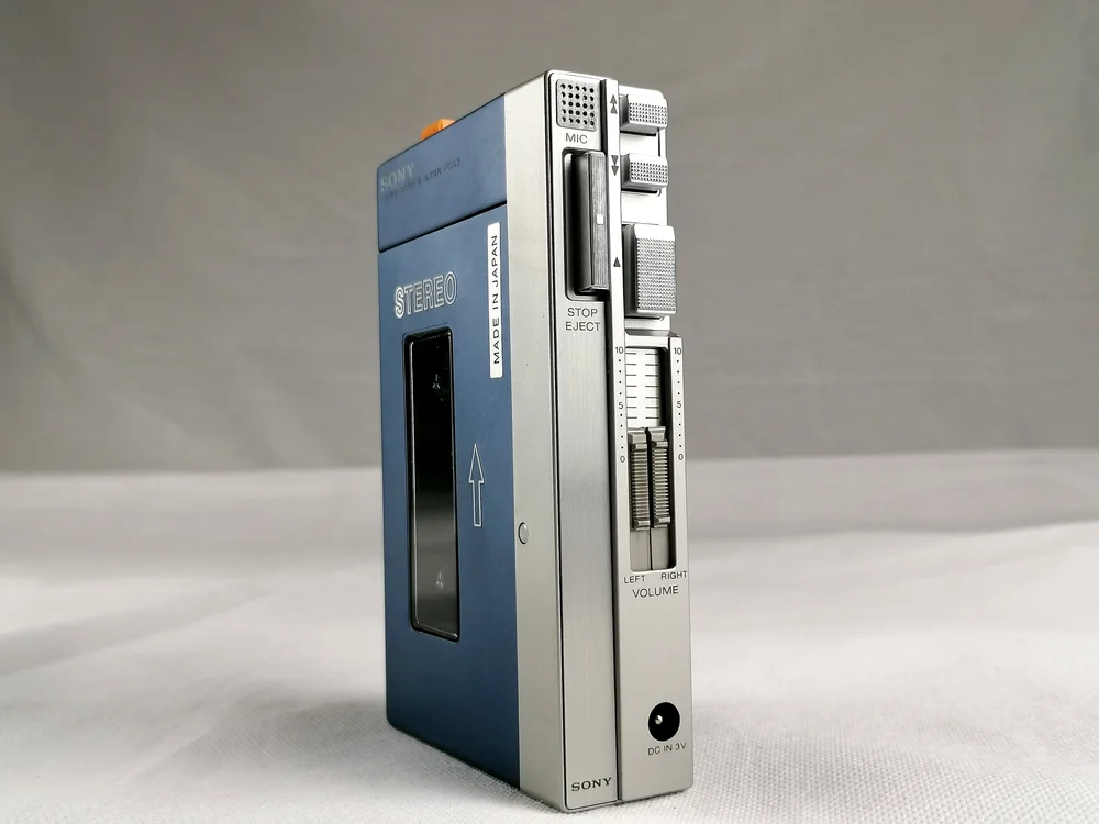 dignis-paying-tribute-the-the-legendary-sony-walkman-tps-l2-43-off