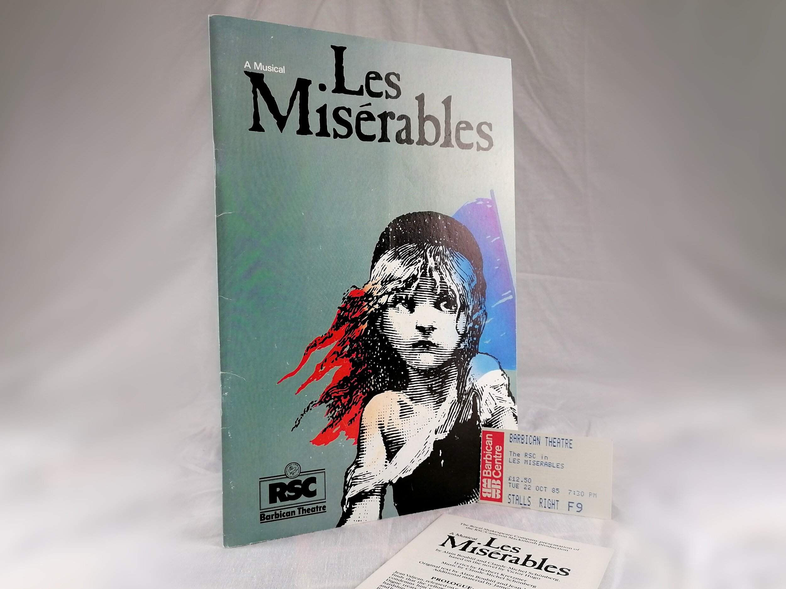 1985 Les Miserables Programme Barbican Theatre (5).jpg
