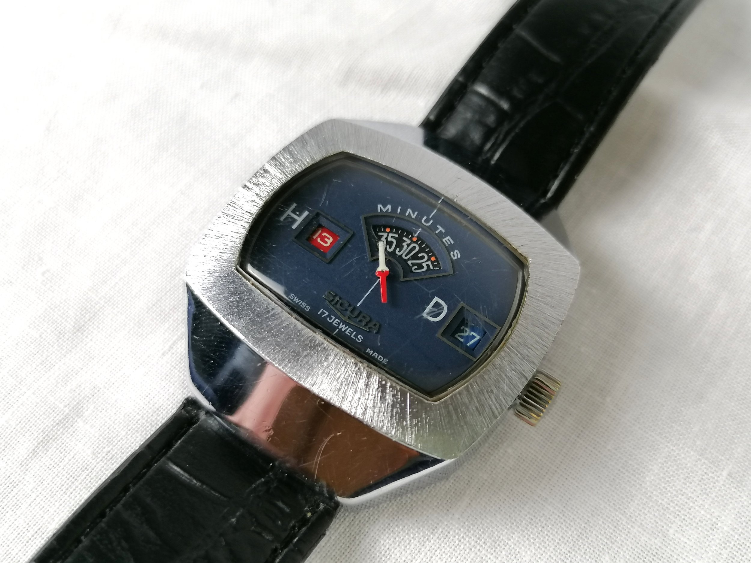 1970's Sicura Digital 'Jump-Hour' Watch | ICONIC Antiques