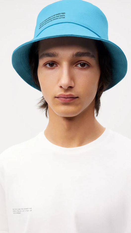 Oilseed-Hemp-Bucket-Hat-Beach-Blue-Male-1_web.png