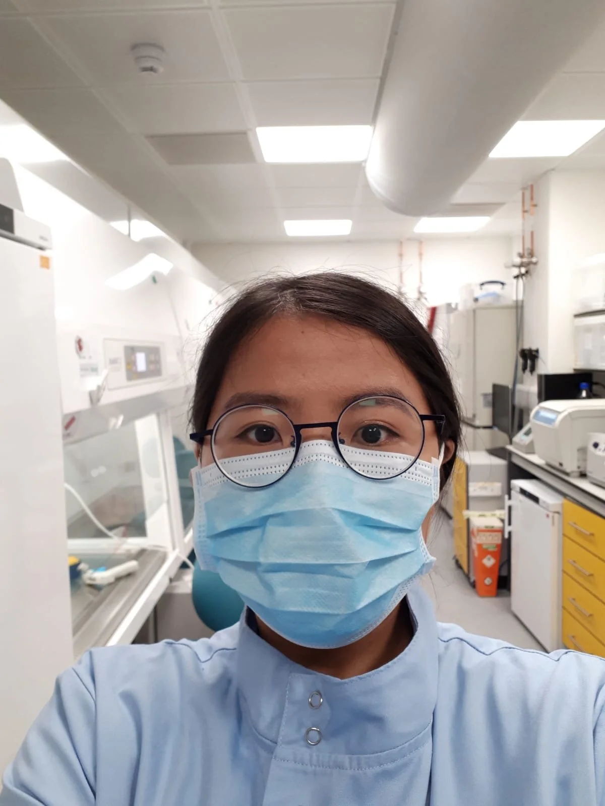 back in the lab 2.JPG