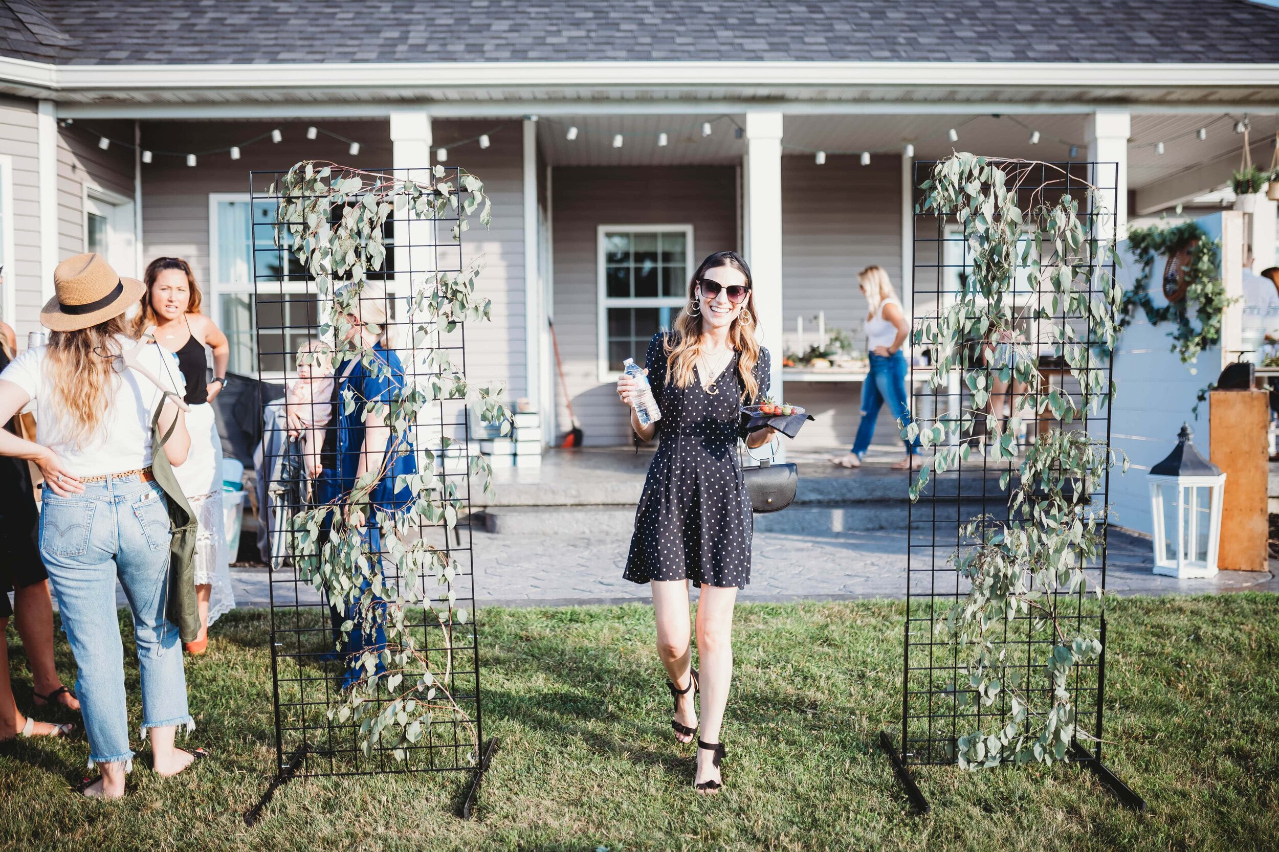 Black Metal Grid Panels