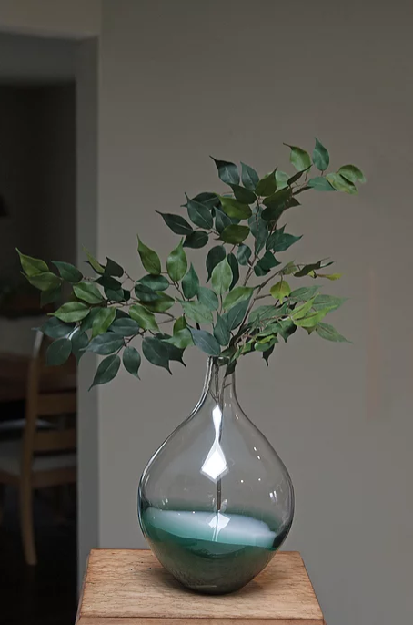 Large Turqouise Vase.PNG