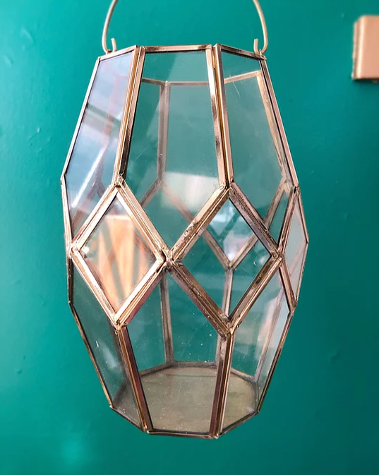 Glass and Gold Lanterns 2.PNG