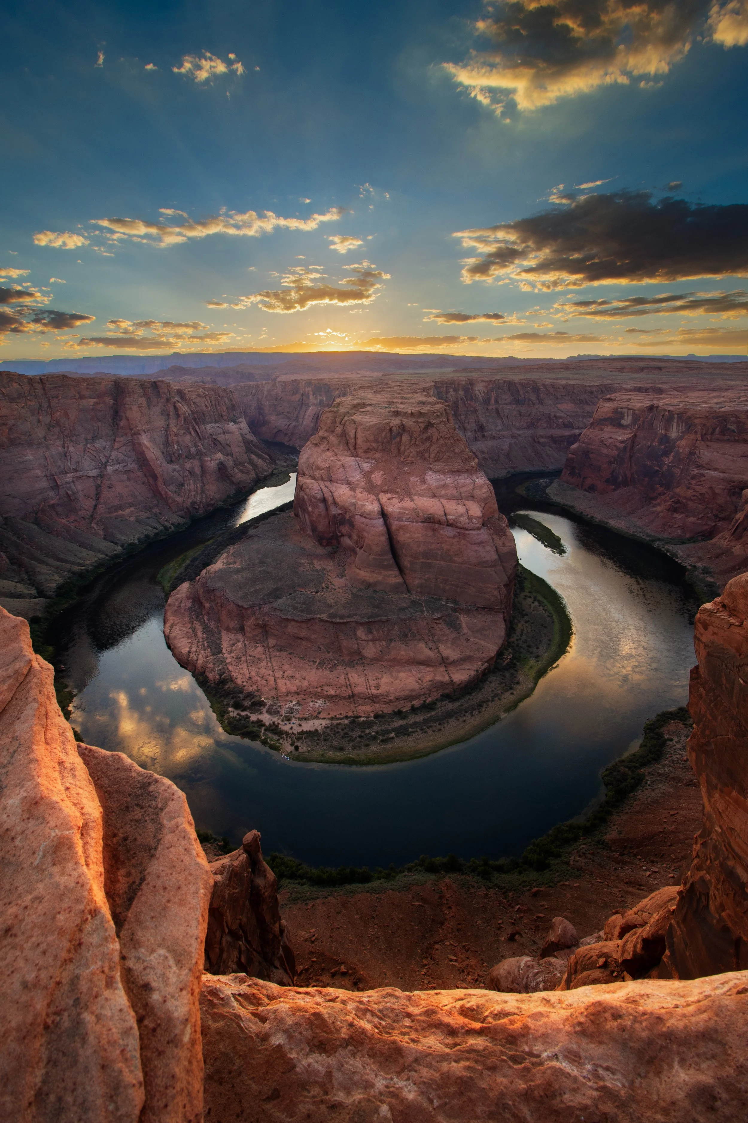 Horseshoe bend afterglow2.jpg