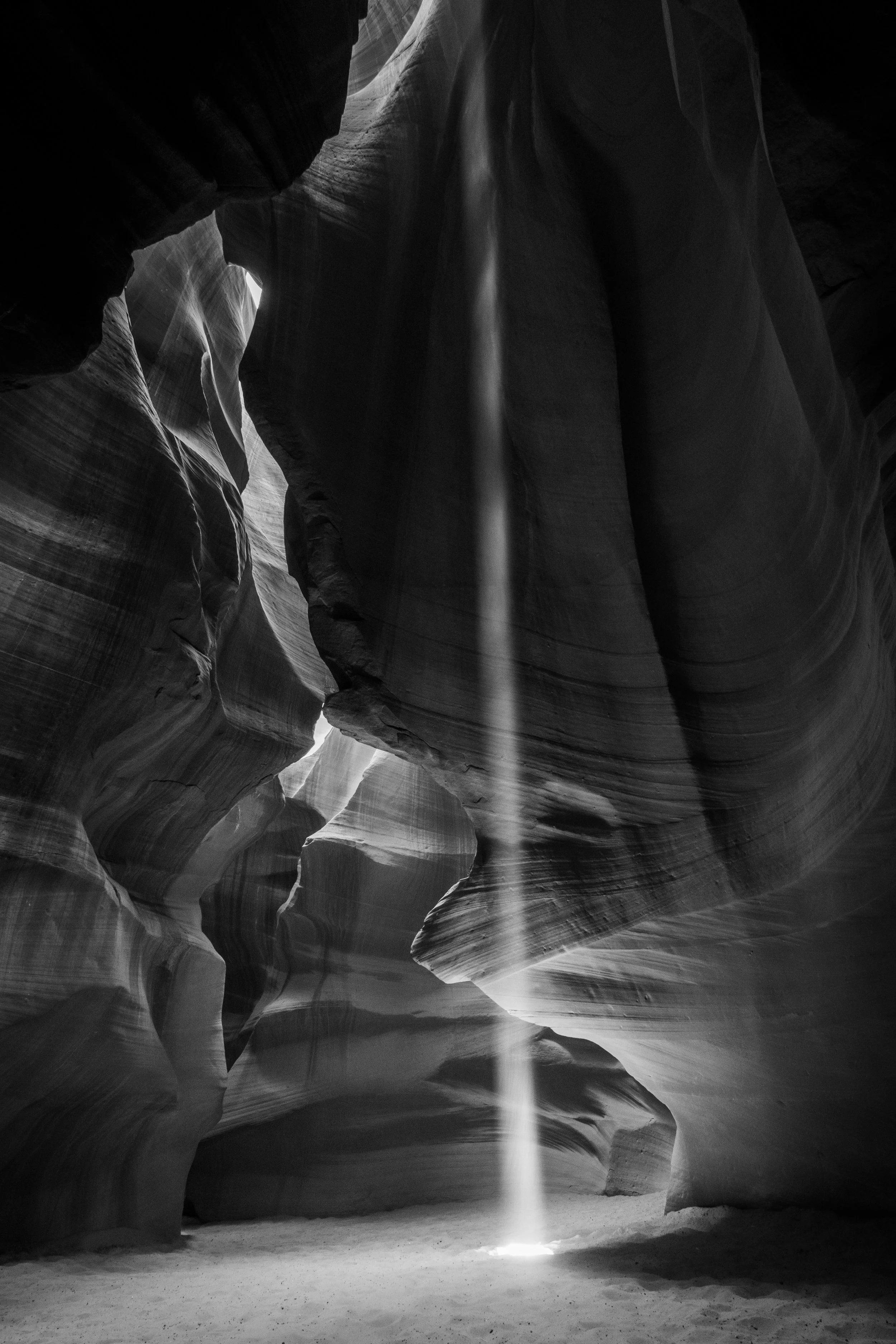 B and W beam.JPG