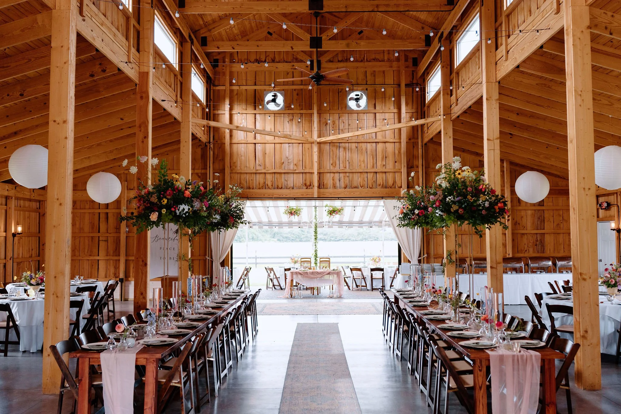 Wedding at Kin Loch Farmstead Cambria NY - Buffalo NY Wedding Florists - Florists in Buffalo NY - Wildflower wedding inspiration