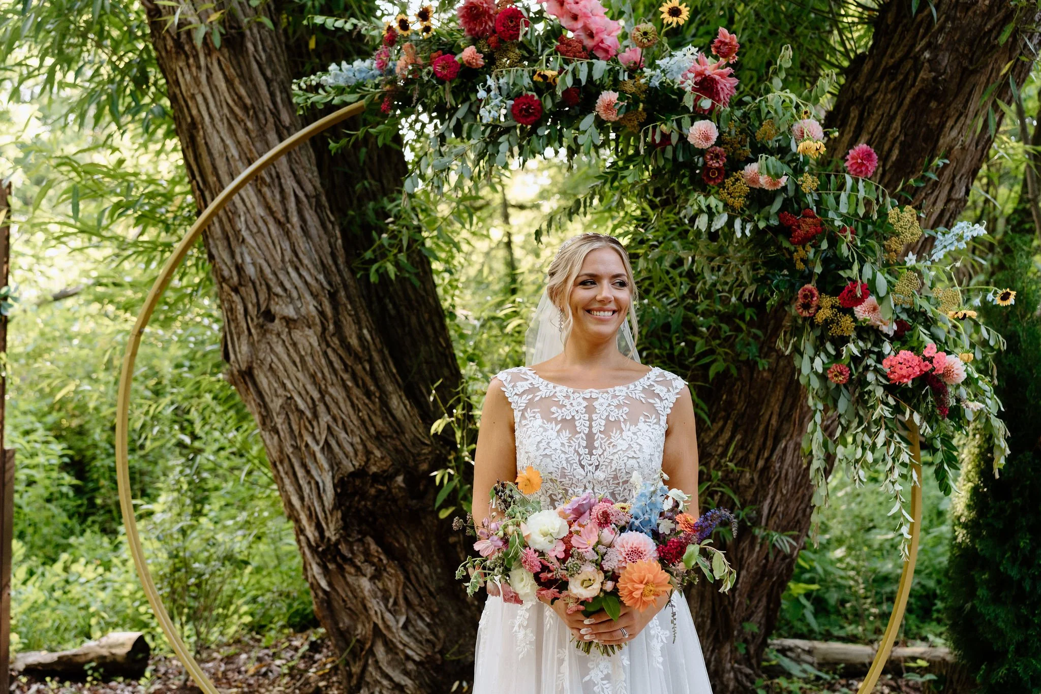 Wedding at Kin Loch Farmstead Cambria NY - Buffalo NY Wedding Florists - Florists in Buffalo NY - Wildflower wedding inspiration
