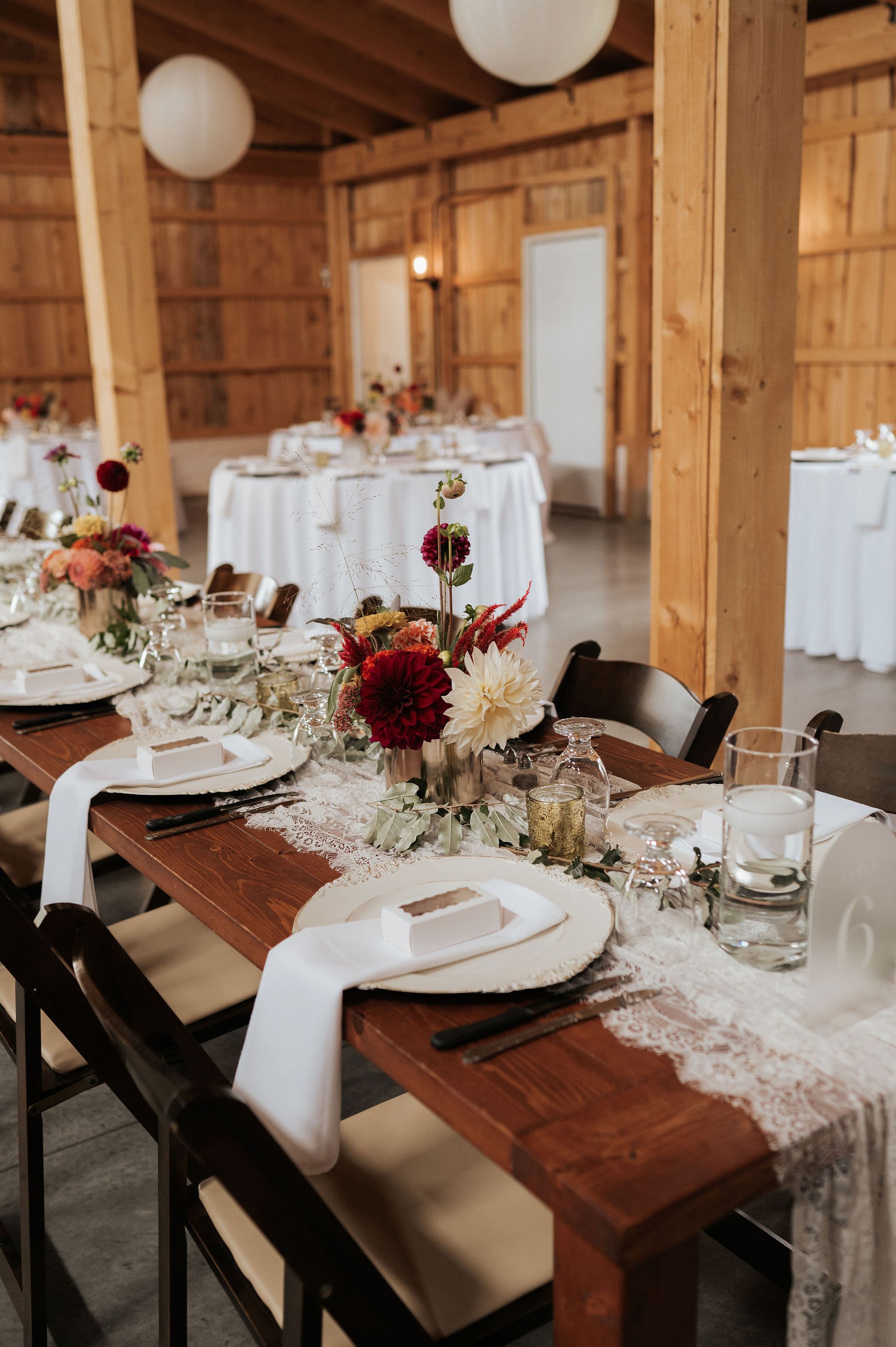 September Wedding at Kin Loch Farmstead Cambria NY - Autumn Wedding Kin Loch Farmstead - Wedding florists in Buffalo NY
