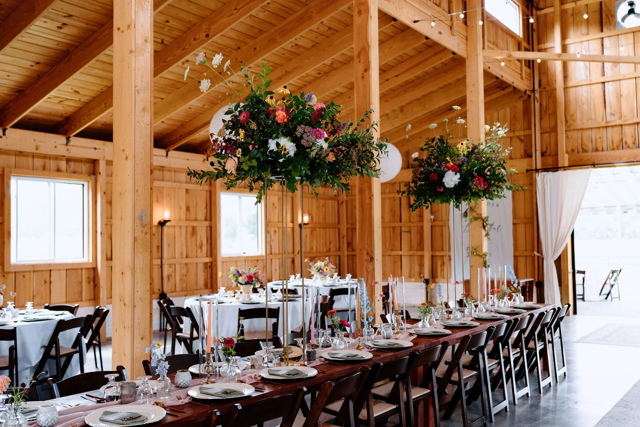 Wedding at Kin Loch Farmstead Cambria NY - Buffalo NY Wedding Florists - Florists in Buffalo NY - Wildflower wedding inspiration