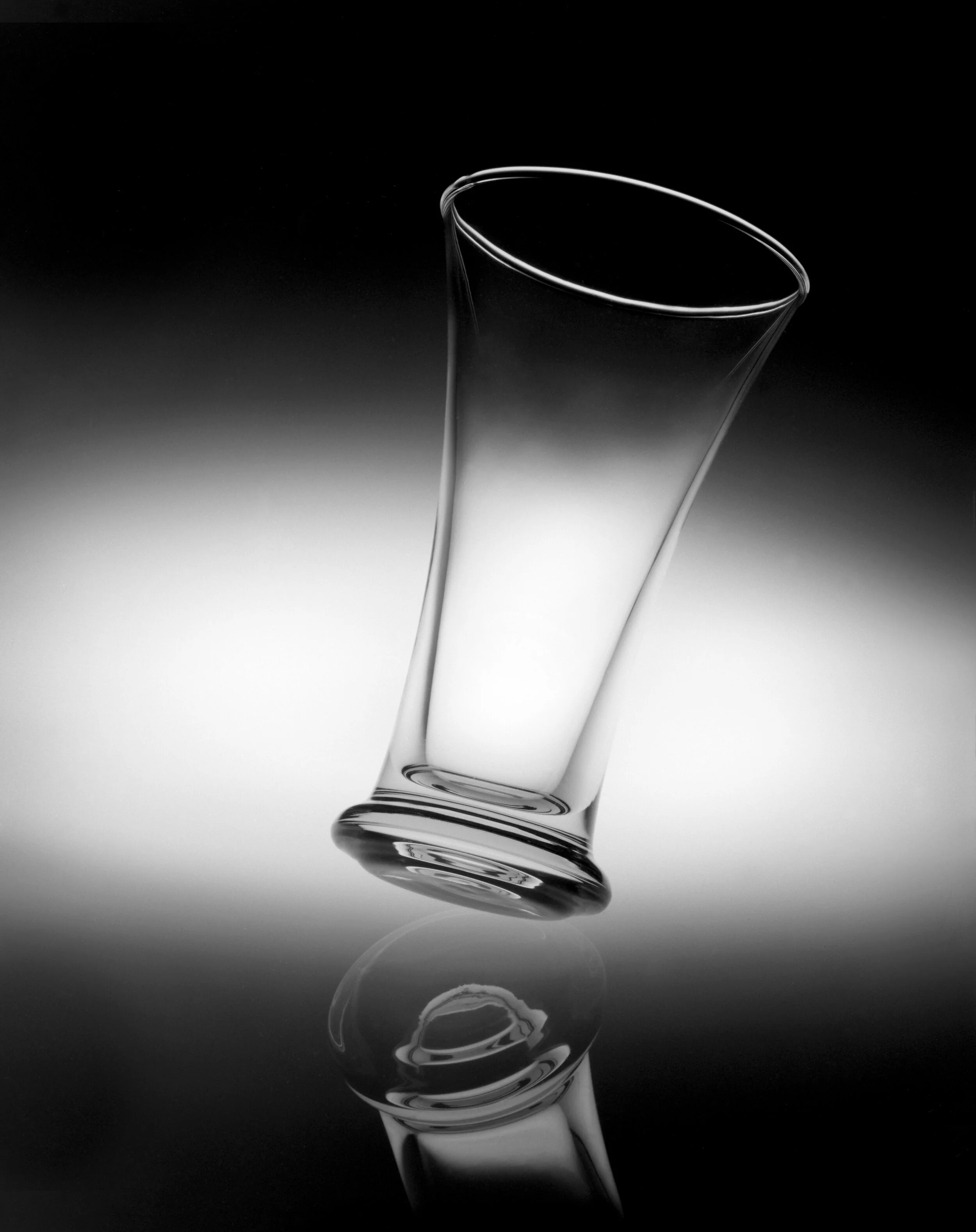 Tilting glass