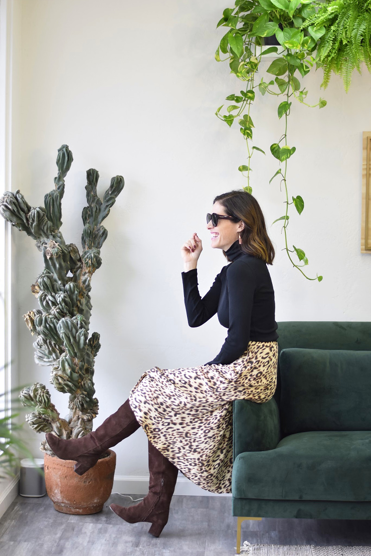 Procent renovere tyve How to Style a Leopard Print Midi Skirt — Art In The Find