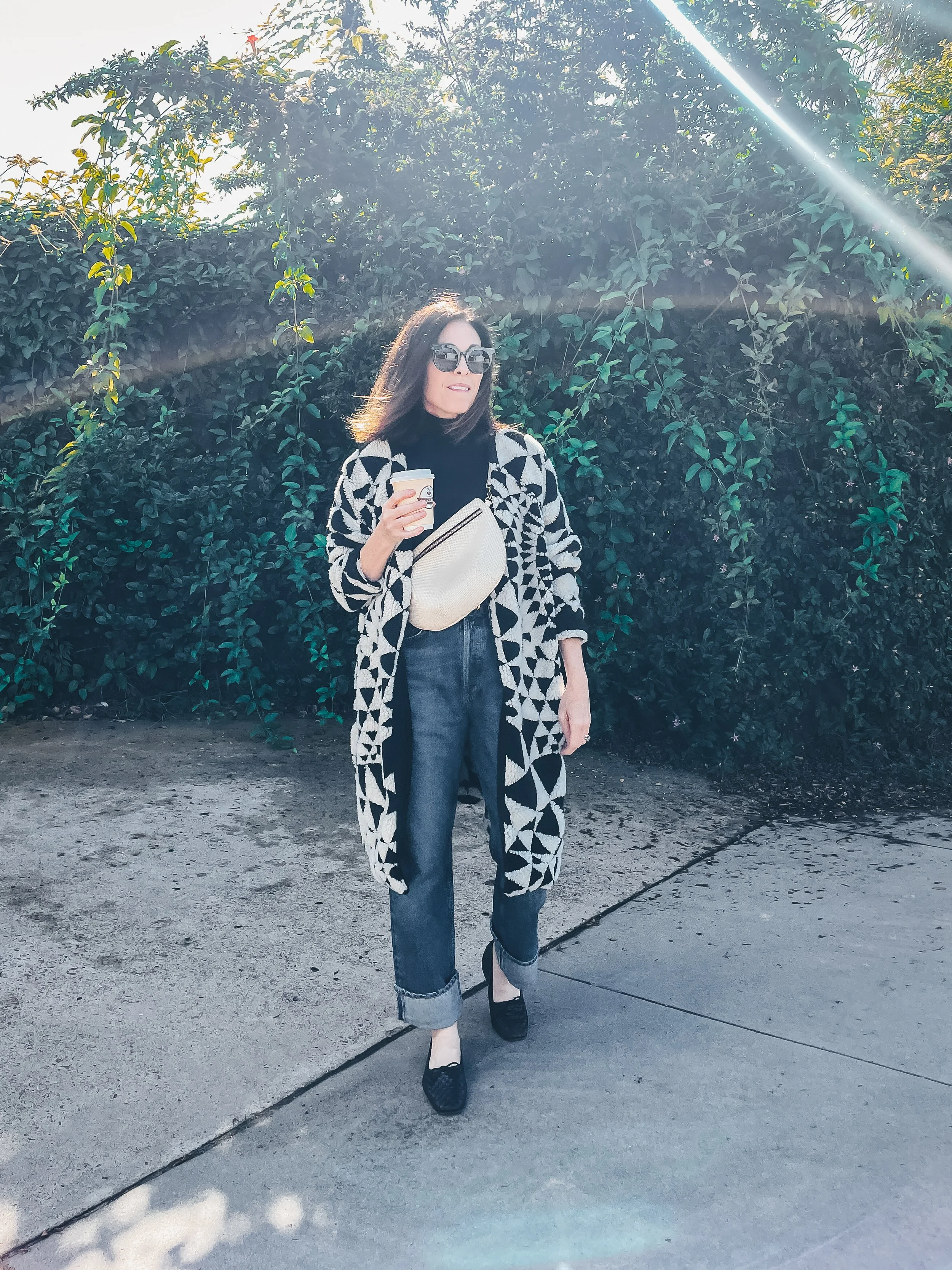 Elevate Your Style: 5 Ways to Rock Low-Slung Baggy Jeans