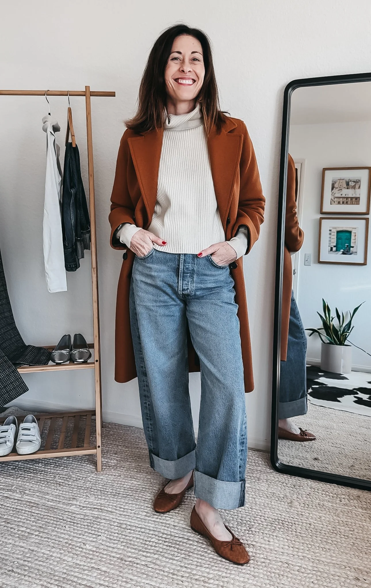 Outfits with Baggy Cuffed Jeans + Flats // Part 1 
