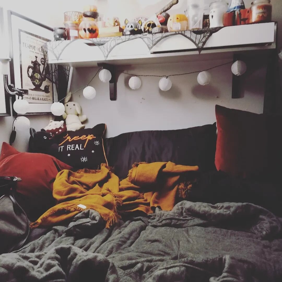 mmmcozy ouo
.
.
.
#cozy #cozyvibes #bedroom
