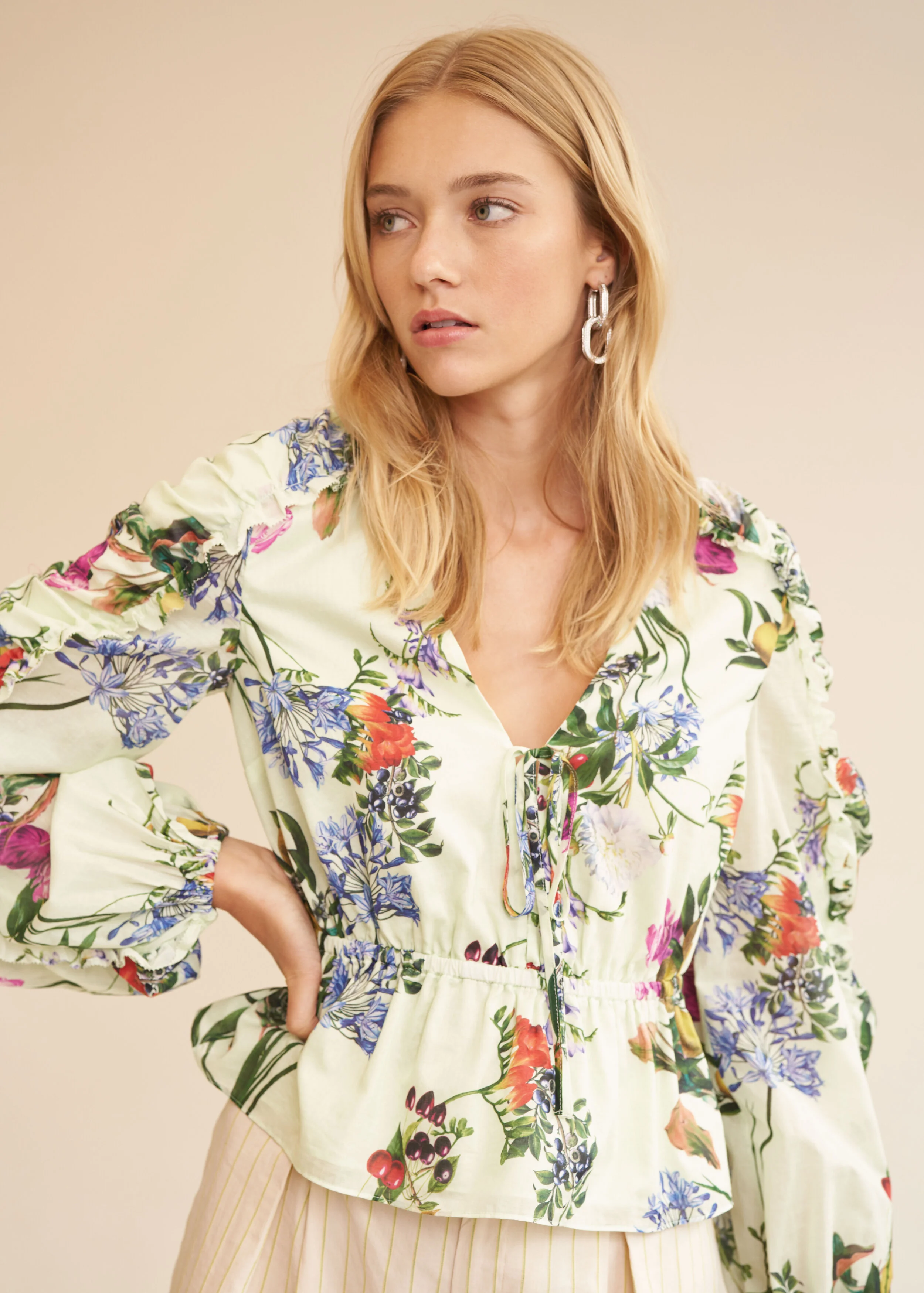 190823ChelseaAndWalkerSS20LookbookEdited-28.jpg