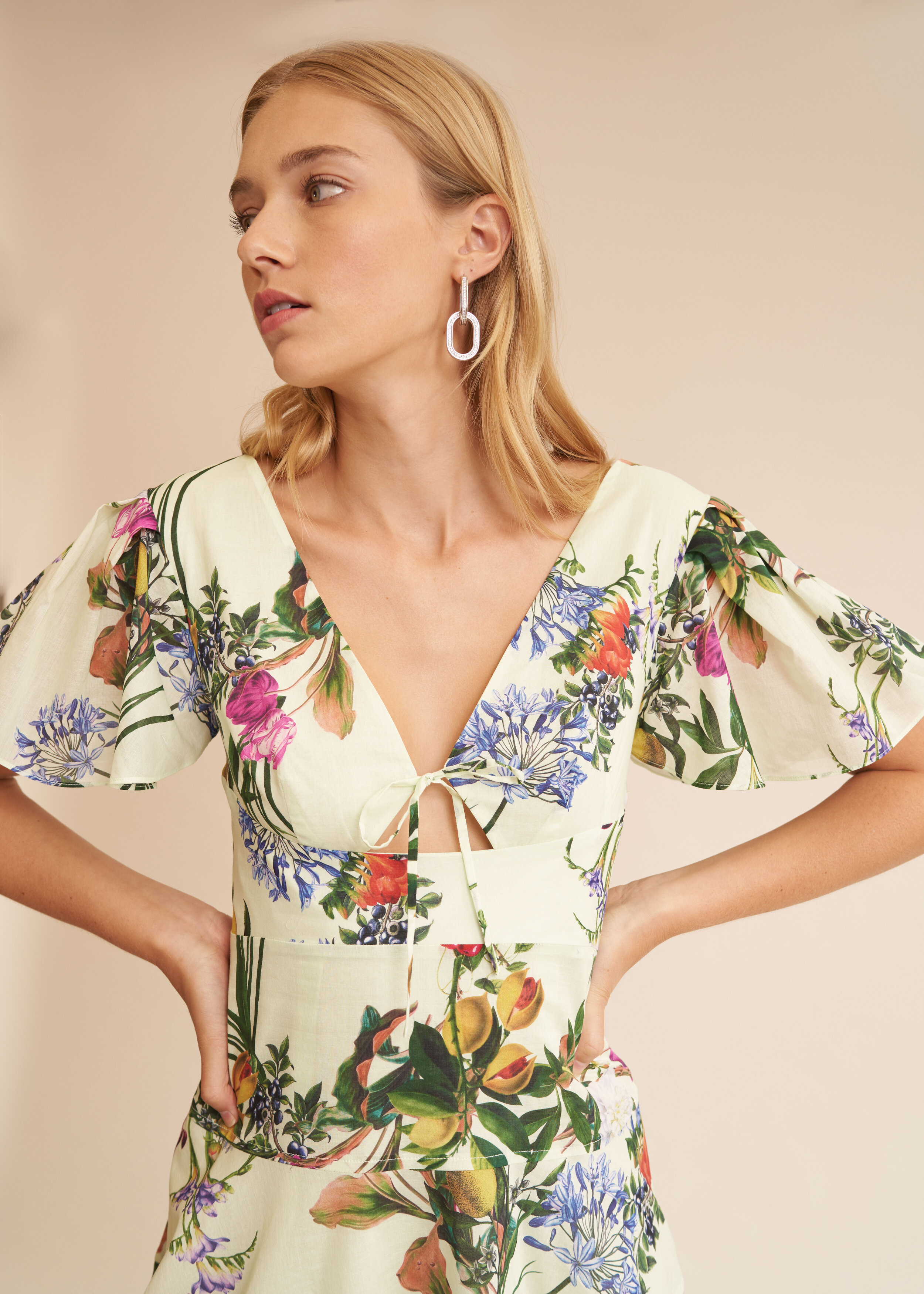 190823ChelseaAndWalkerSS20LookbookEdited-26.jpg