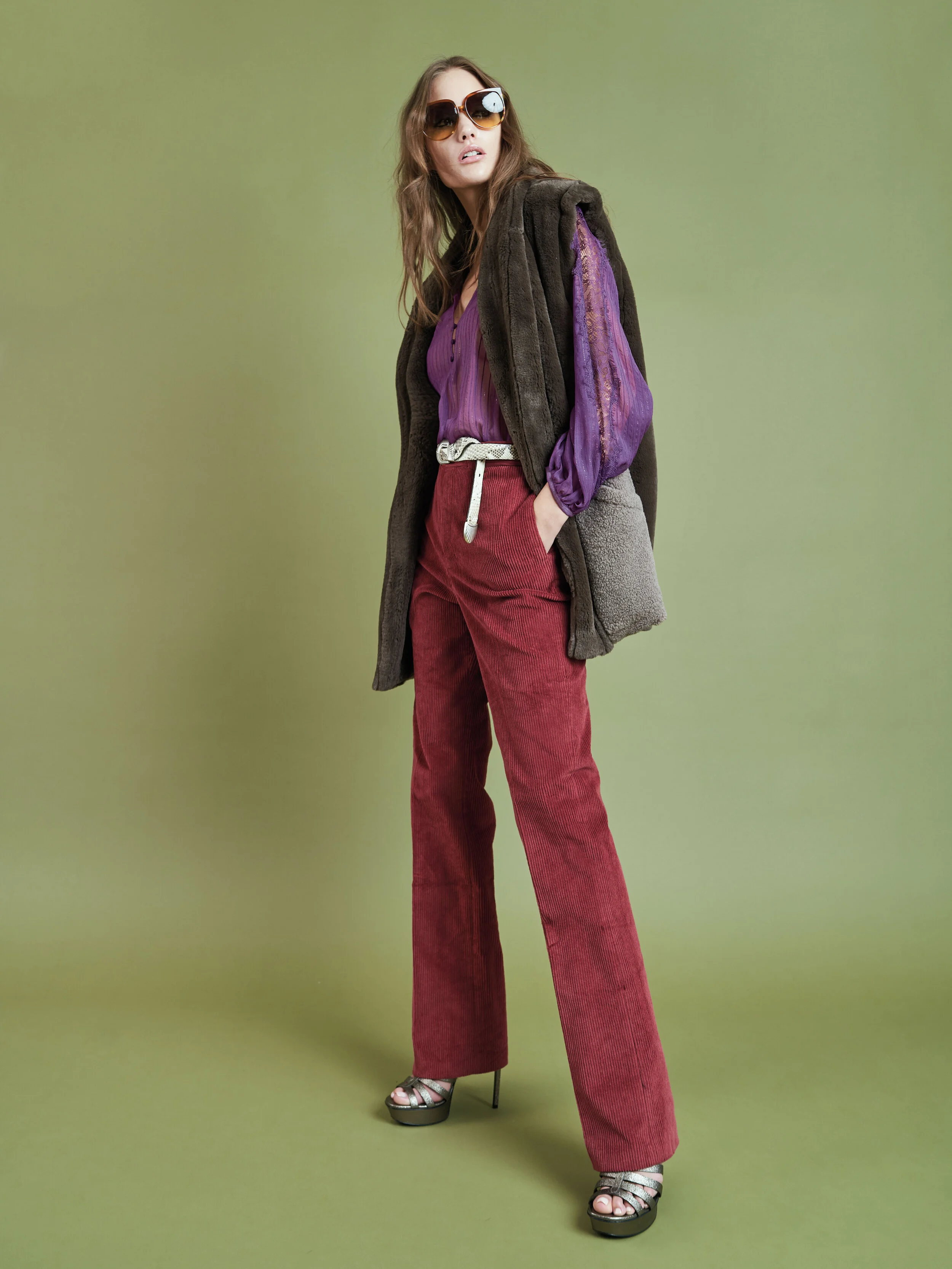 190202ChelseaAndWalkerFW19LookbookEdited2-23.jpg