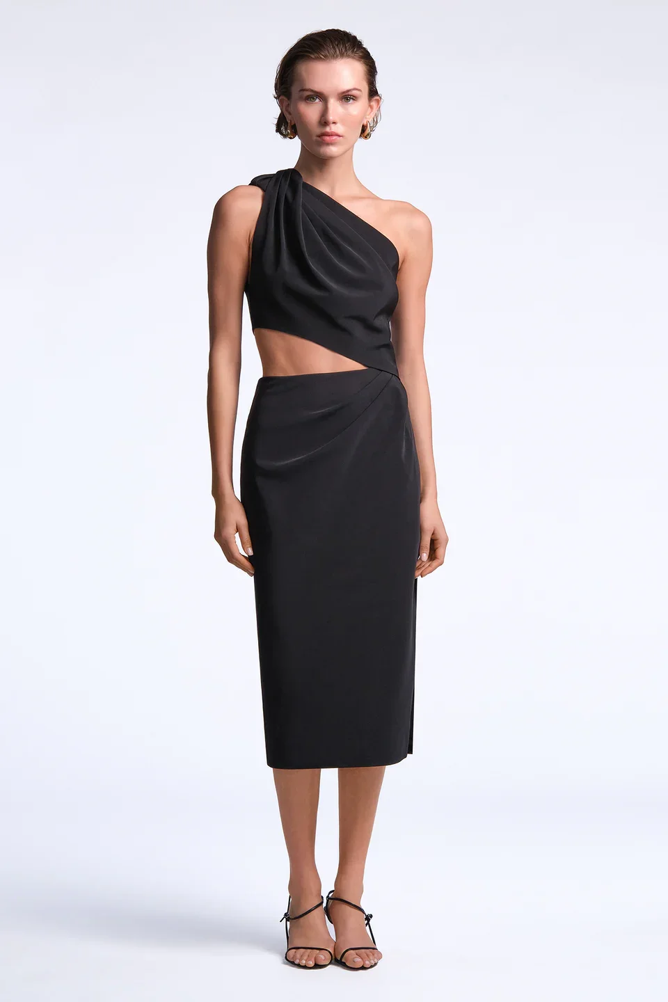 79116440_199_8_960x_crop_center.webp