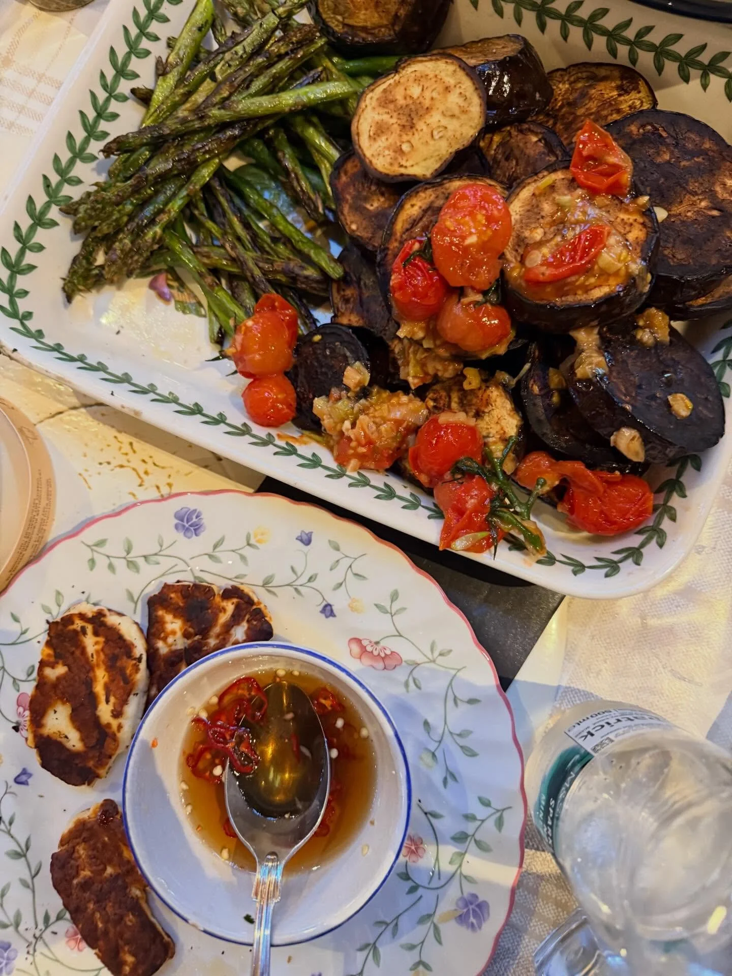 Ireland diaries, part 1 🇮🇪 I started in Dublin where I visited one of my absolutely best friends and we made a delicious spread. Can you see the rainbow in the 4th photo 🌈? Such an amazing trip! I love you @charlotterose.makeup 💓💓💓