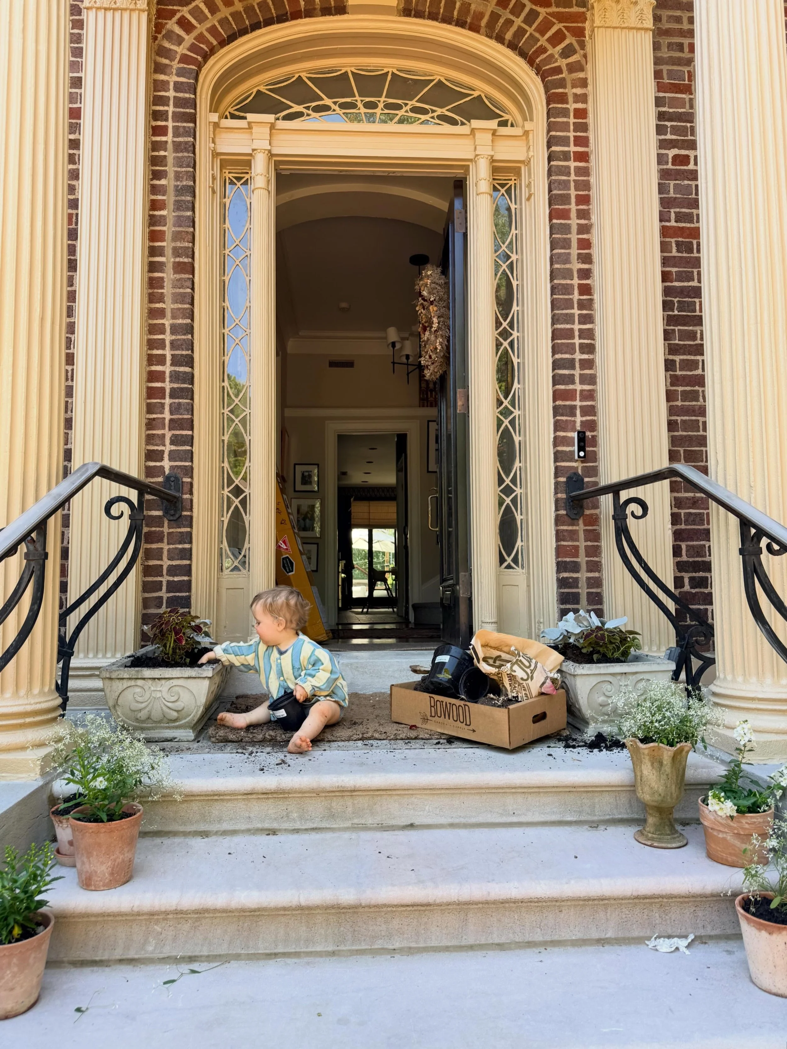 Proof of a household with four kids: messes, meals in the playroom, and makeup that has been tinkered with. At least they help me in the garden and making &ldquo;leaf salads&rdquo;🪴 last week of school and jumping into summer ☀️