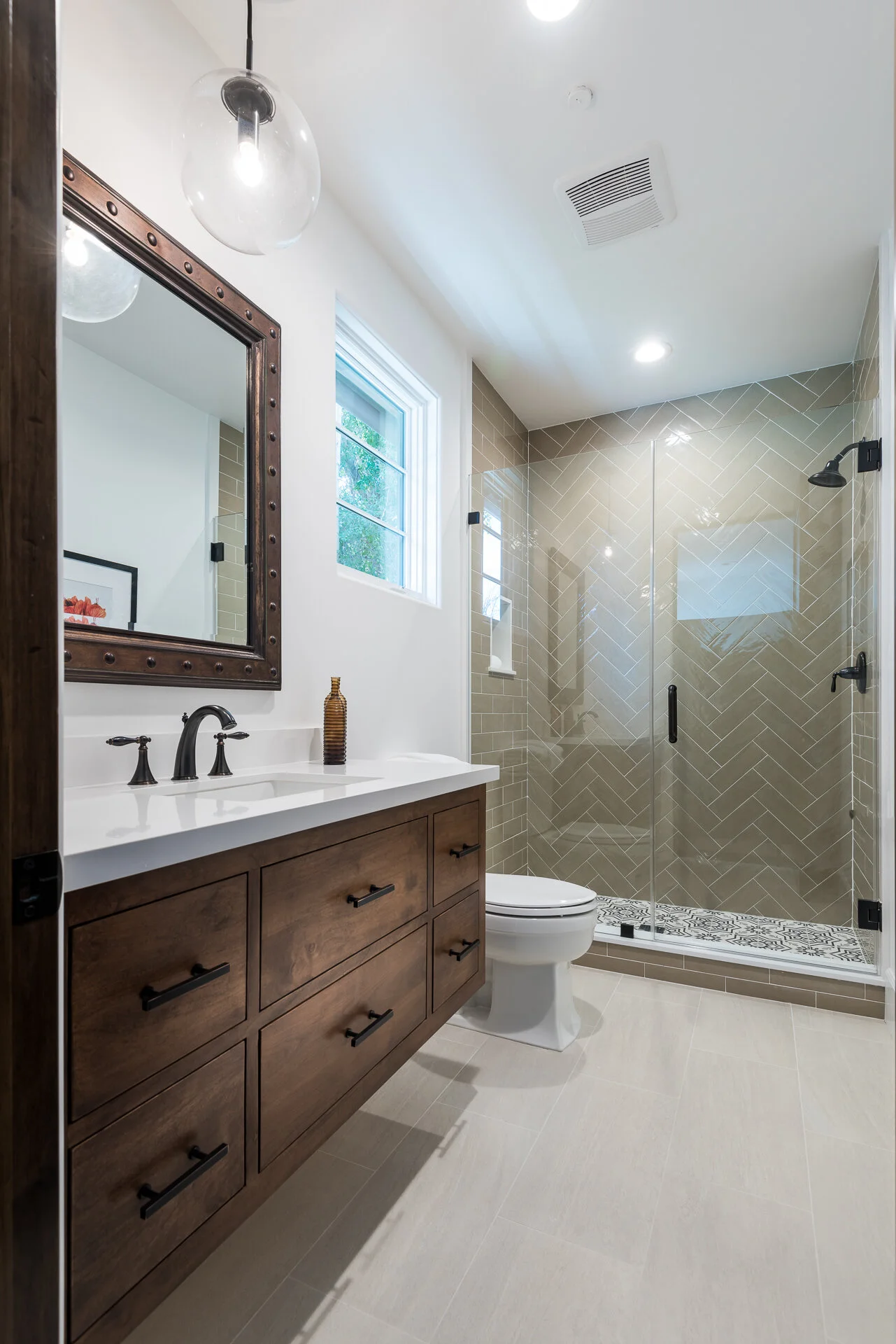 13031Bloomfield_LoRes (25 of 59).jpg