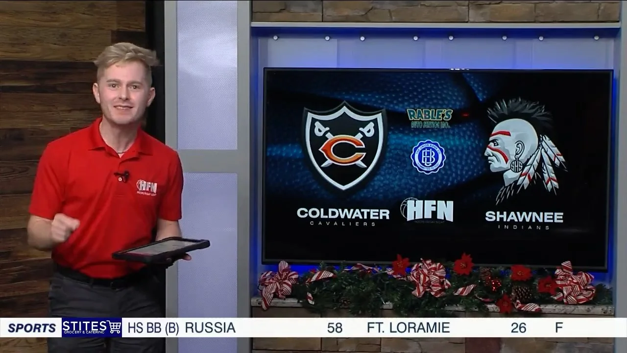 DYLAN FFN 23_11.00_12_54_14.Still006.jpg