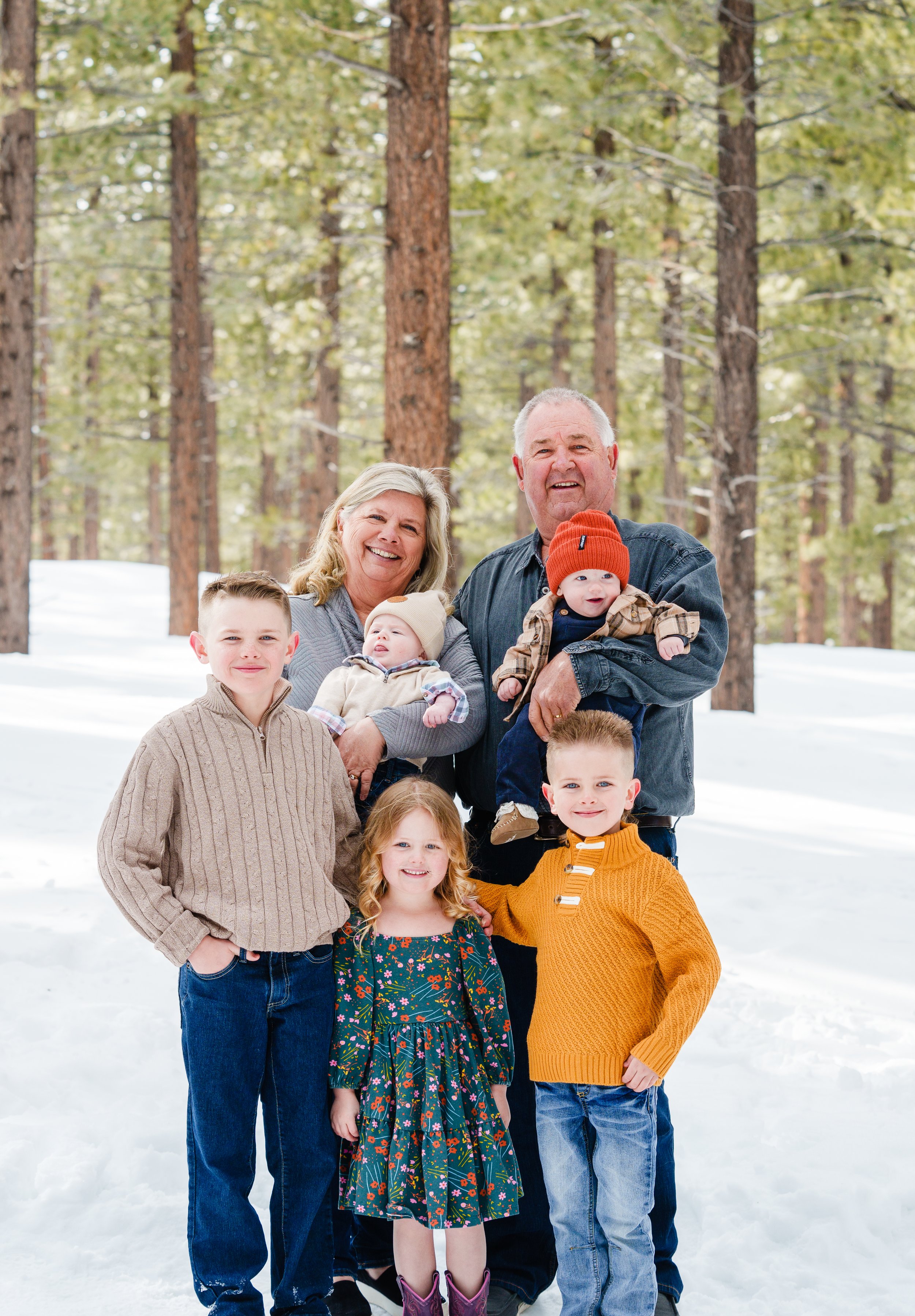 2023-04-10_FamilyPhotos-28.jpg
