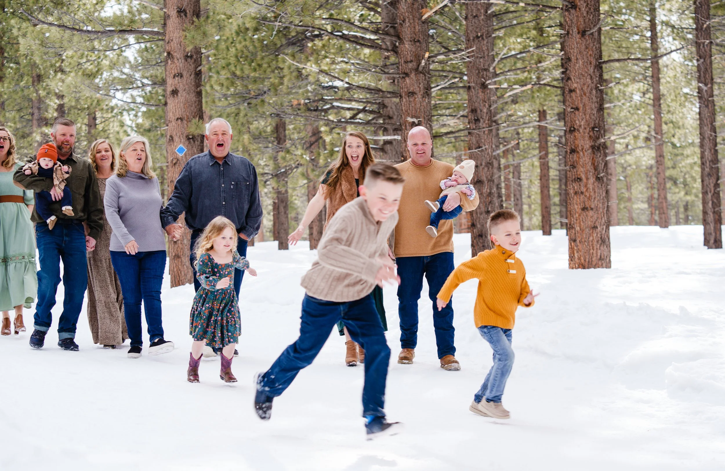2023-04-10_FamilyPhotos-58.jpg