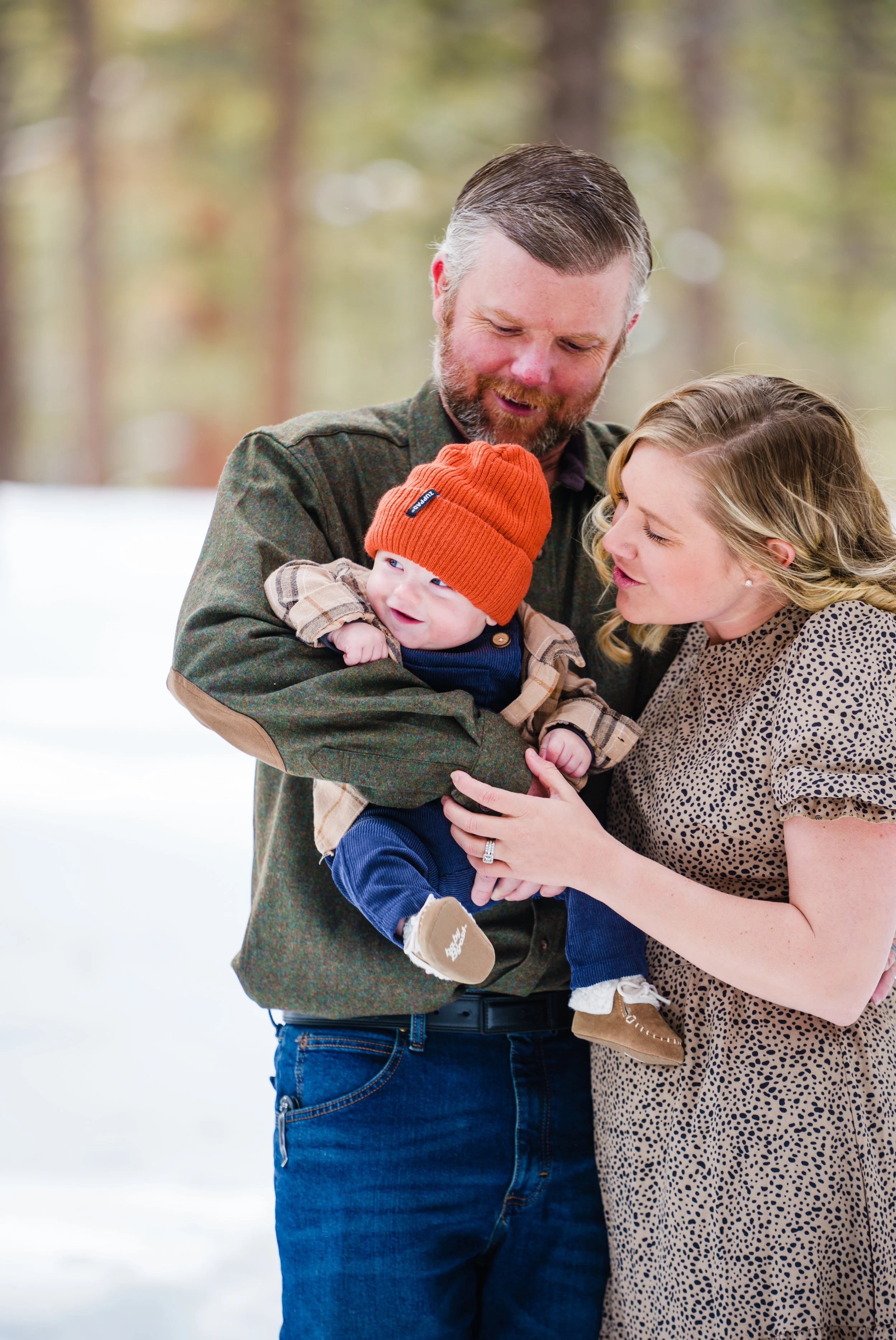 2023-04-10_FamilyPhotos-106.jpg
