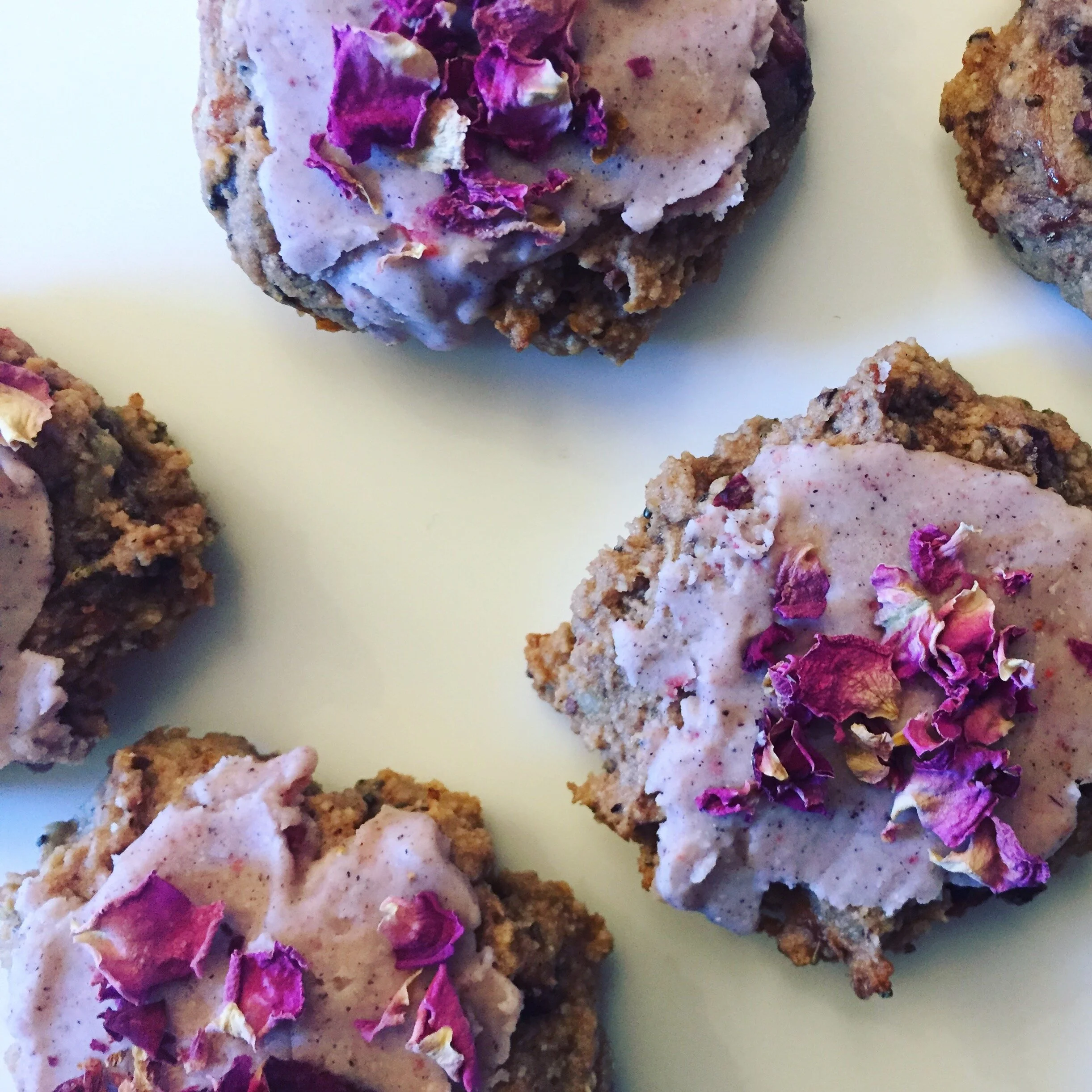 Plum, Ginger and Cacao Breakfast Cookies!