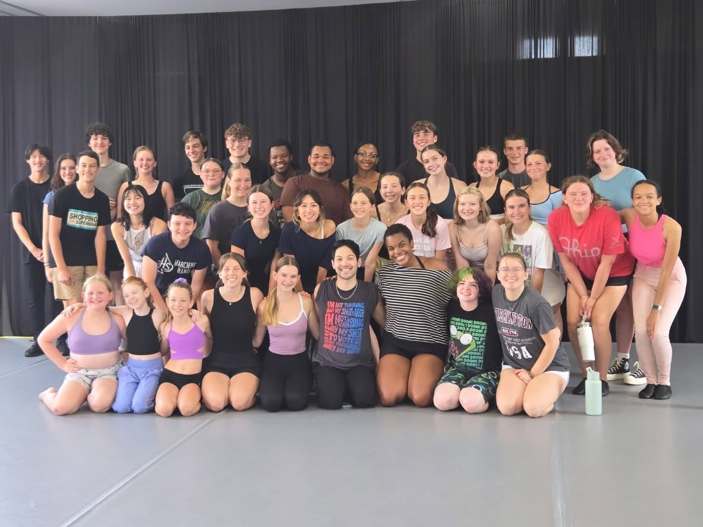 πOur SNS Interns had a blast in their workshop with Hamilton dance captain Kevin Murakami and Schylur Sisters cover and SNS alum Amanda Lee!
πThank you for sharing your gifts with our students!
πFun fact: Amanda saw Hamilton for the first time