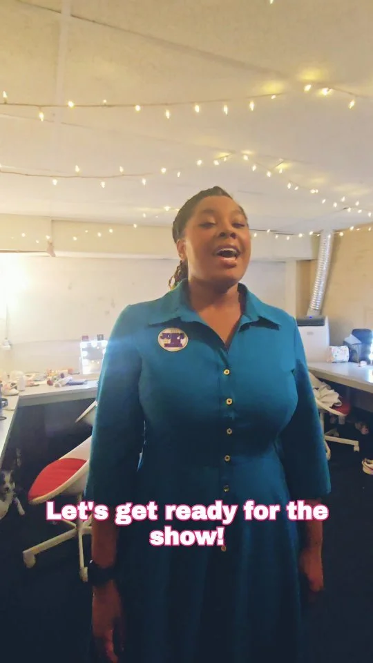 Backstage Shenanigans...
The FINAL WEEKEND of WAITRESS starts tonight! 🎉🥧⏲️💕🎉
Tickets are selling fast! Www.shortnorthstage.org/waitress
Box Office: 614-469-0939
#shortnorthstage
#snswaitress
#waitress
#backstage
#shenanigans
#castbondi