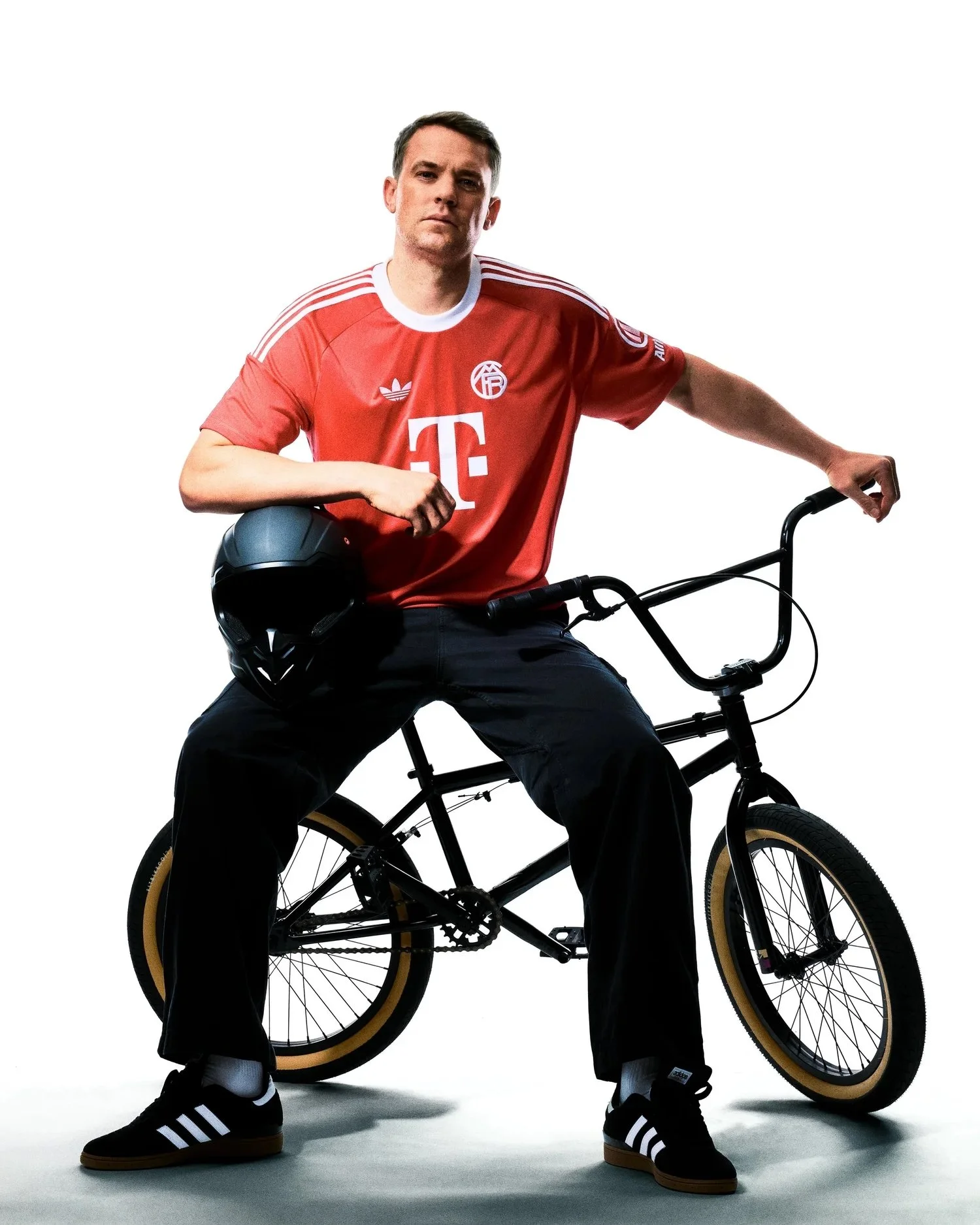 FW25_Football_Bayern_Munich_3rd_Elevated_NEUER_0021-NO_MOTION_4x5-HR.jpeg