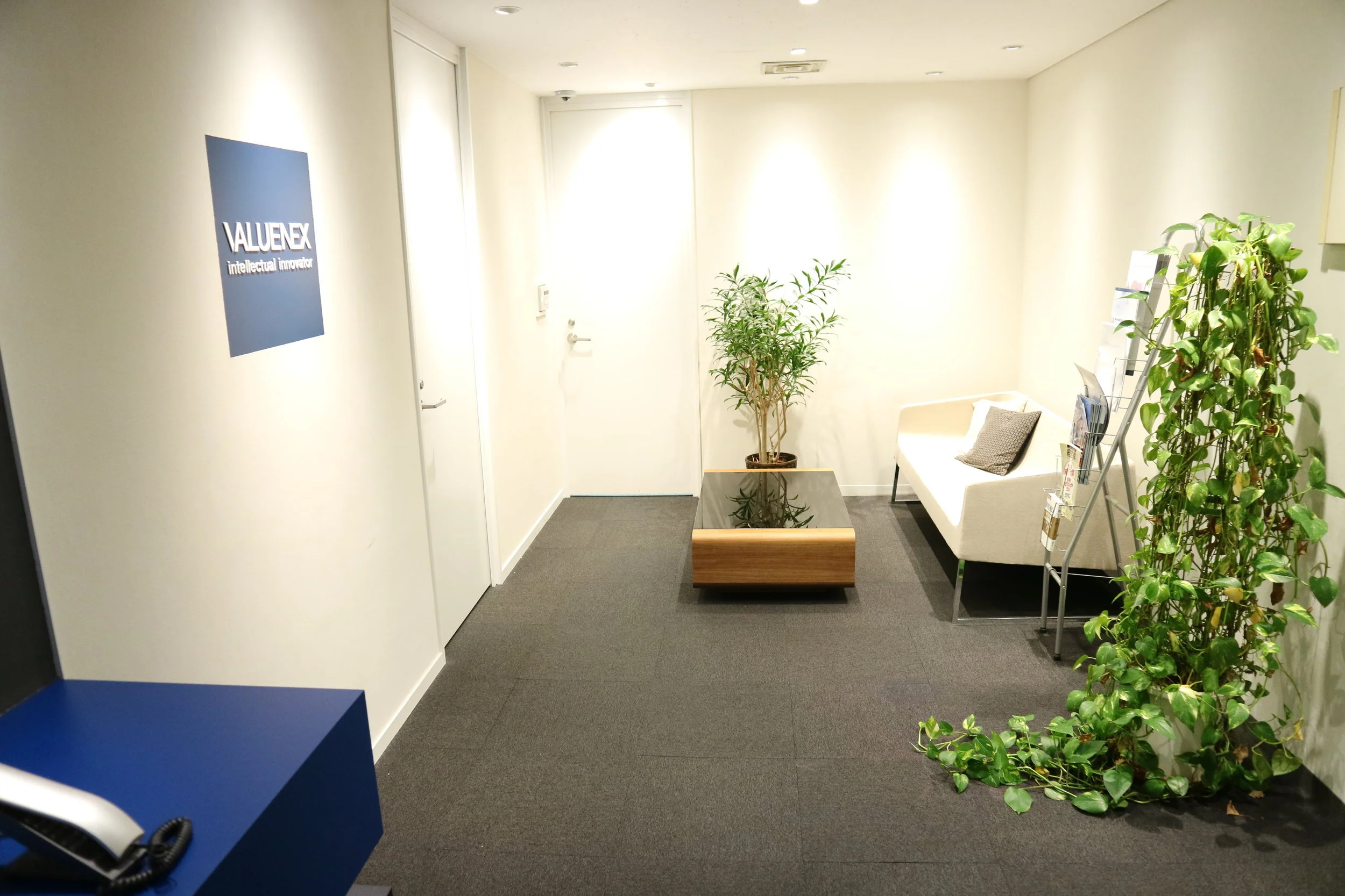 来客用エントランス