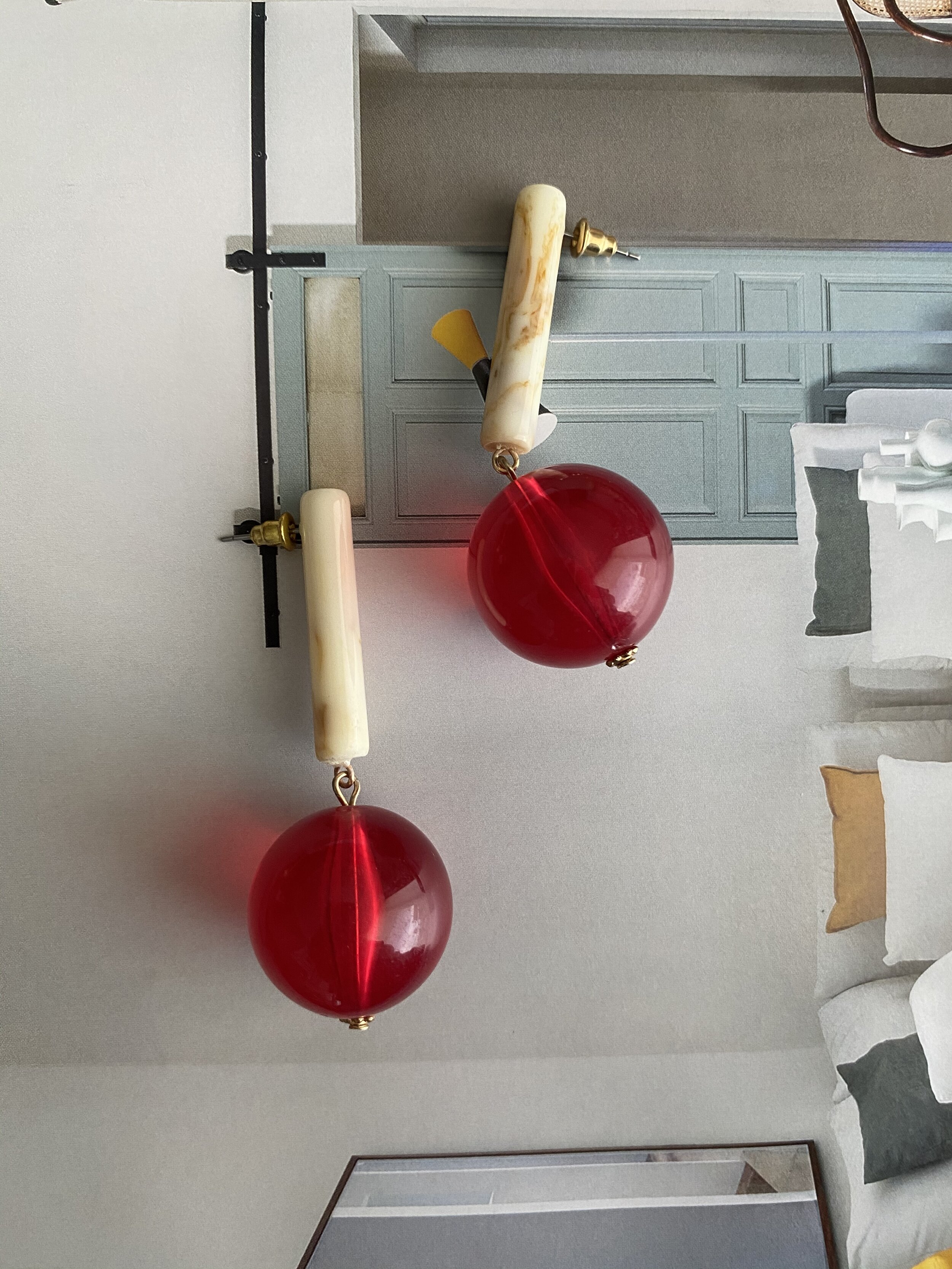 5A258BD4-C2A4-481A-9547-AAA7DCB327EF